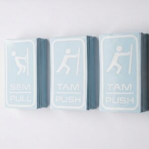 Samolepka TAM / PUSH