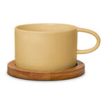 Hrnek Makronka žlutá s bambusovým podtáckem (vlastní text)